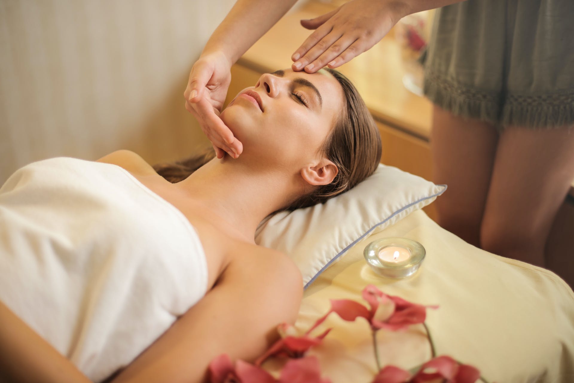 jenis treatment di klinik kecantikan yang aman
